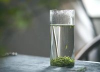 中國茶葉的三大類： 綠茶、紅茶、烏龍茶
